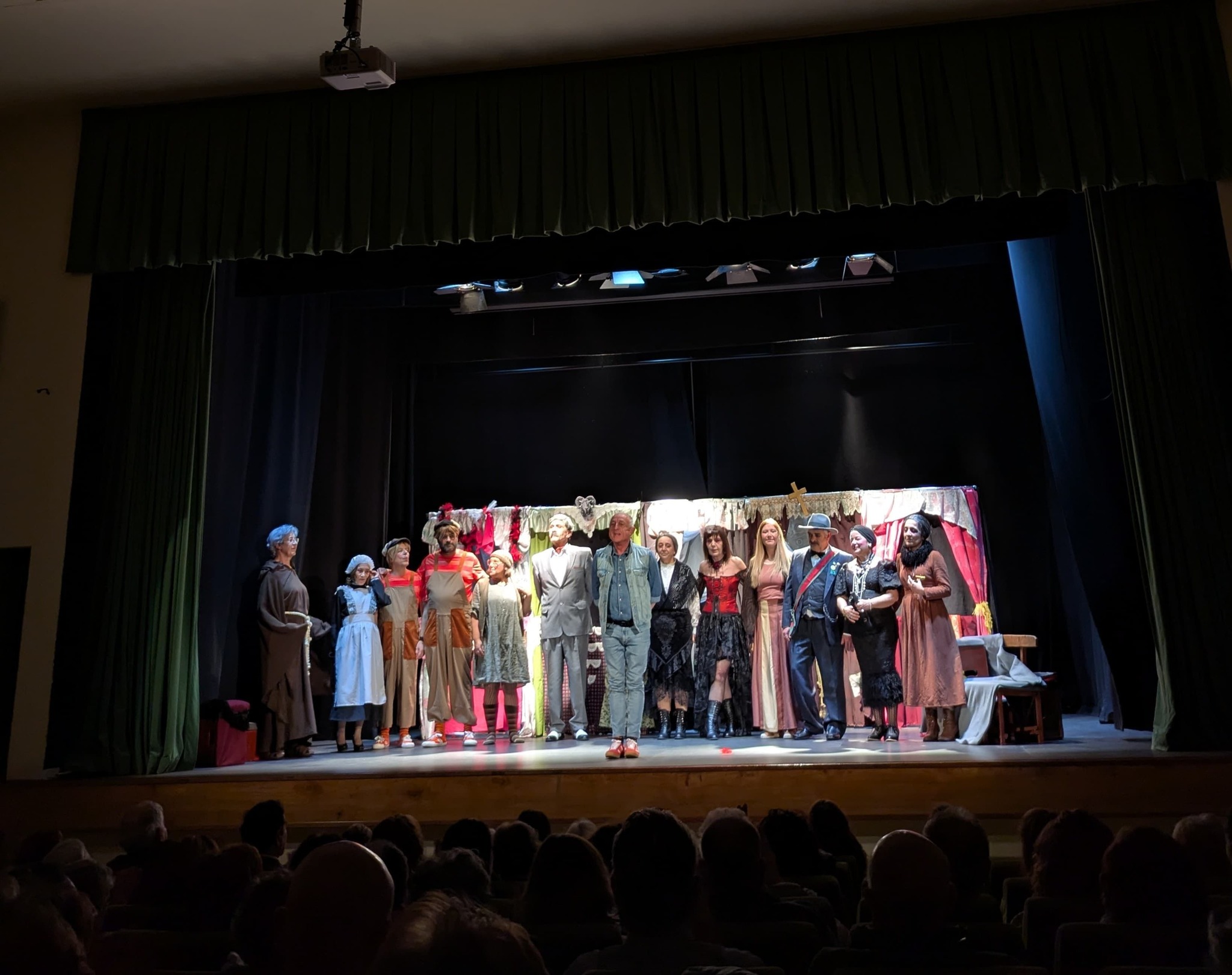 Actuación de Teatrones en Cuéllar